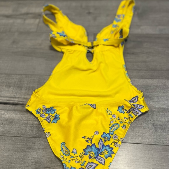 Sam Edelman Swimsuit - Picture 4 of 9